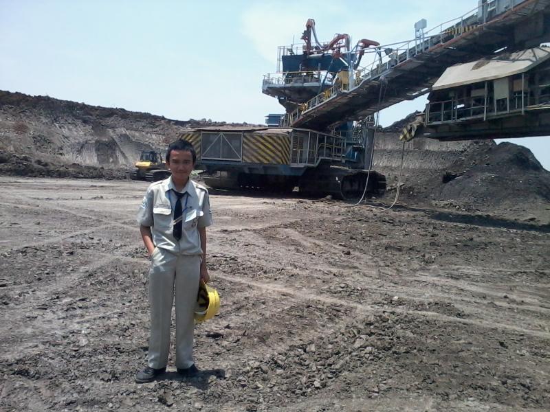 At that time, we as internship students were also invited to see what the atmosphere was like at the coal mine.
